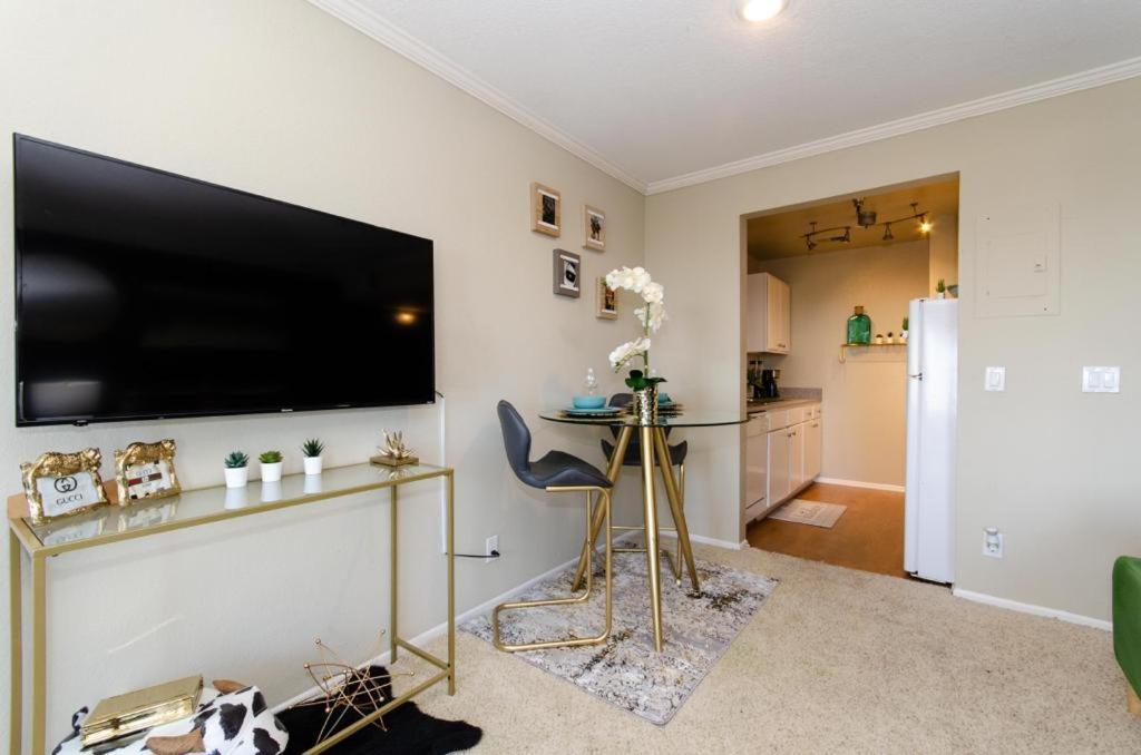 Gucci Mickey And Maxico Lofts Free Parking And Wifi Appartement Los Angeles Buitenkant foto